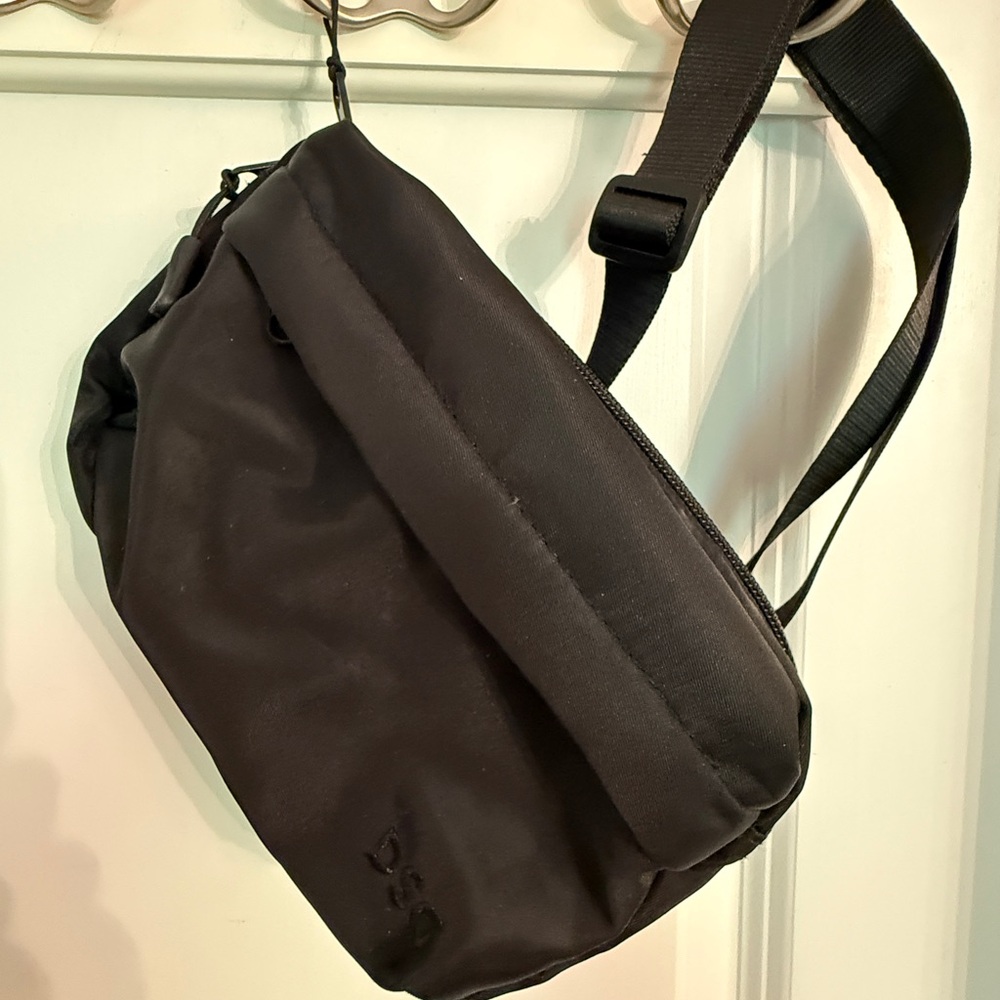 DSG small Black Crossbody Sling bag
